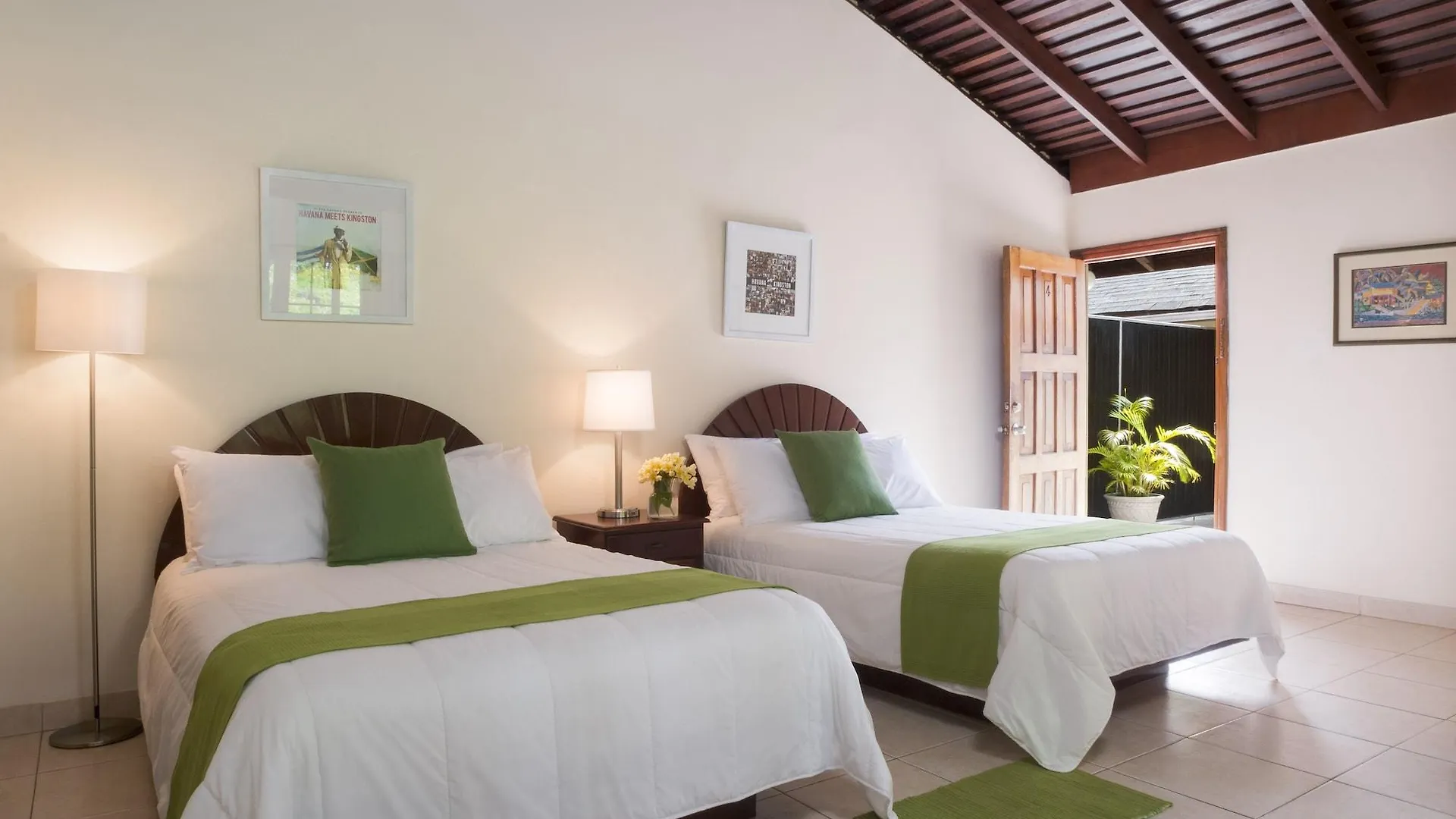 White Sands Negril 3*,  Jamaica